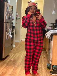 Jordynne Grace feet photo thumbnail