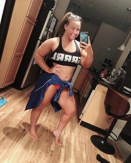 Jordynne Grace feet photo thumbnail