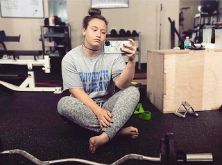 Jordynne Grace feet photo thumbnail