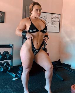 Jordynne Grace feet photo thumbnail