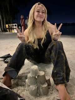 Jordynne Grace feet photo thumbnail