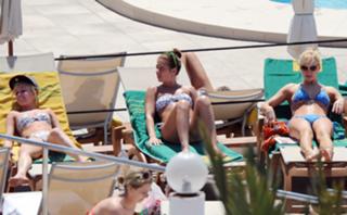 Jorgie Porter feet photo thumbnail