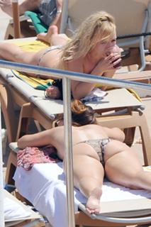 Jorgie Porter feet photo thumbnail