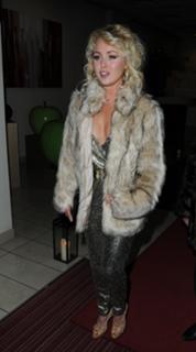 Jorgie Porter feet photo thumbnail
