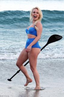 Jorgie Porter feet photo thumbnail