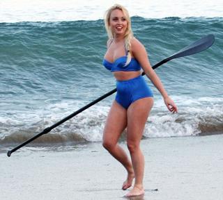 Jorgie Porter feet photo thumbnail