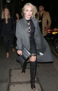 Jorgie Porter feet photo thumbnail