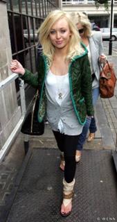 Jorgie Porter feet photo thumbnail
