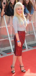 Jorgie Porter feet photo thumbnail