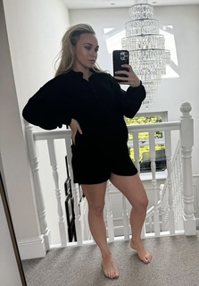 Jorgie Porter feet photo thumbnail