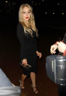 Jorgie Porter feet photo thumbnail