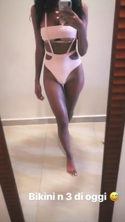 Jori Delli feet photo 11
