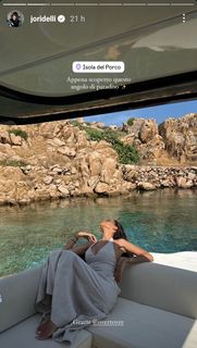 Jori Delli feet photo 9