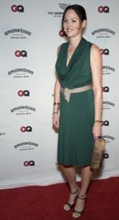 Jorja Fox feet photo thumbnail