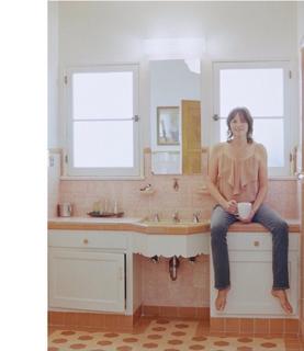 Jorja Fox feet photo thumbnail