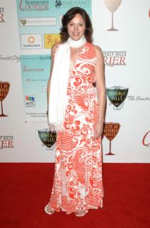 Jorja Fox feet photo thumbnail