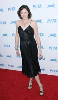 Jorja Fox feet photo thumbnail