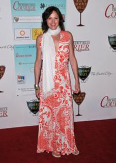 Jorja Fox feet photo thumbnail