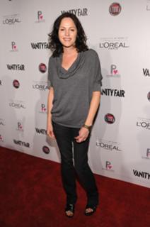 Jorja Fox feet photo thumbnail