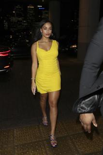 Jorja Smith feet photo thumbnail