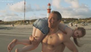 Josefine Preuß feet photo thumbnail