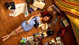 Josefine Preuß feet photo thumbnail