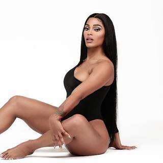 Joseline Hernandez feet photo thumbnail