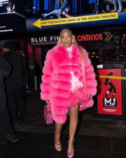 Joseline Hernandez feet photo 3
