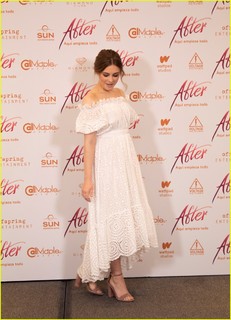 Josephine Langford feet photo thumbnail