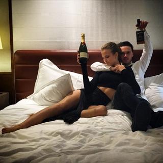 Josephine Skriver feet photo thumbnail