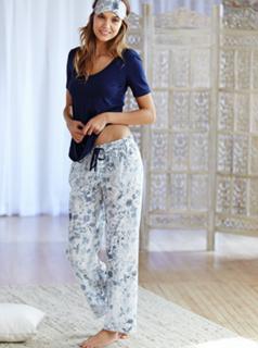 Josephine Skriver feet photo thumbnail