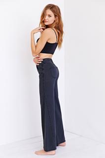 Josephine Skriver feet photo thumbnail