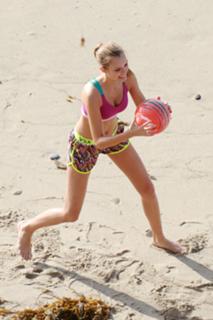 Josephine Skriver feet photo thumbnail