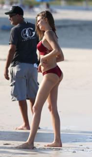 Josephine Skriver feet photo thumbnail