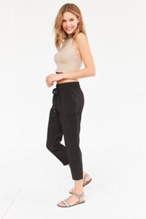 Josephine Skriver feet photo thumbnail