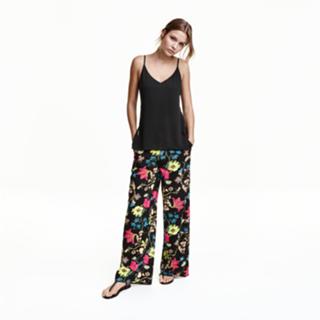 Josephine Skriver feet photo thumbnail