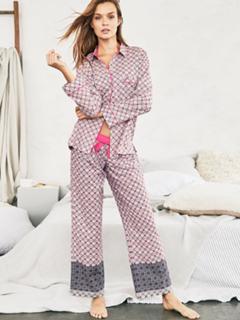 Josephine Skriver feet photo thumbnail