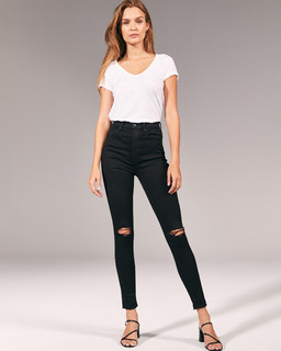 Josephine Skriver feet photo thumbnail
