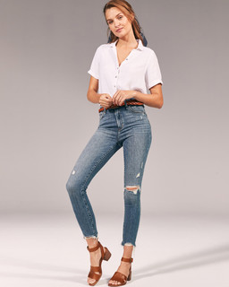 Josephine Skriver feet photo thumbnail