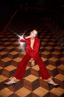 Josephine Skriver feet photo thumbnail