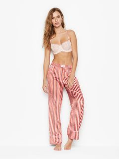 Josephine Skriver feet photo thumbnail