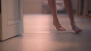Josephine Skriver feet photo thumbnail