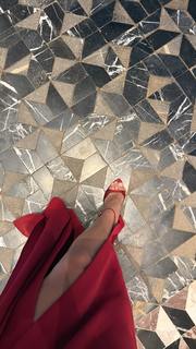 Josephine Skriver feet photo thumbnail