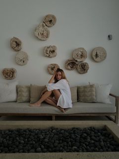 Josephine Skriver feet photo 15