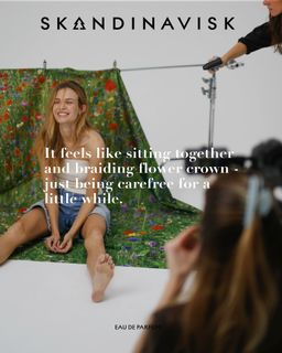 Josephine Skriver feet photo 1