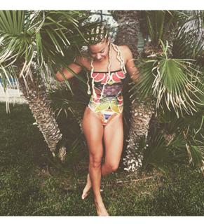 Josephine Wendel feet photo thumbnail