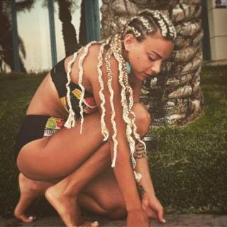 Josephine Wendel feet photo thumbnail