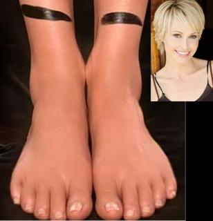 Josie Bissett feet photo 17