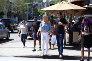 Josie Davis feet photo thumbnail