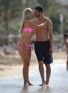Josie Gibson feet photo 9